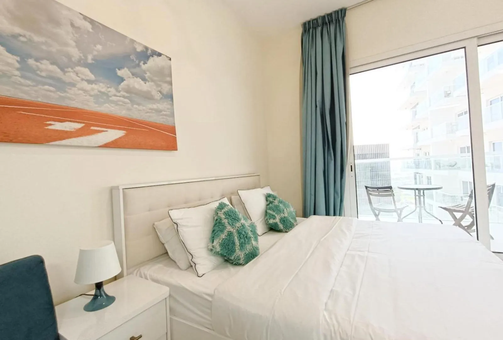 Modern High-Rise Studio In The Heart Of Business Bay Dubai 0*,