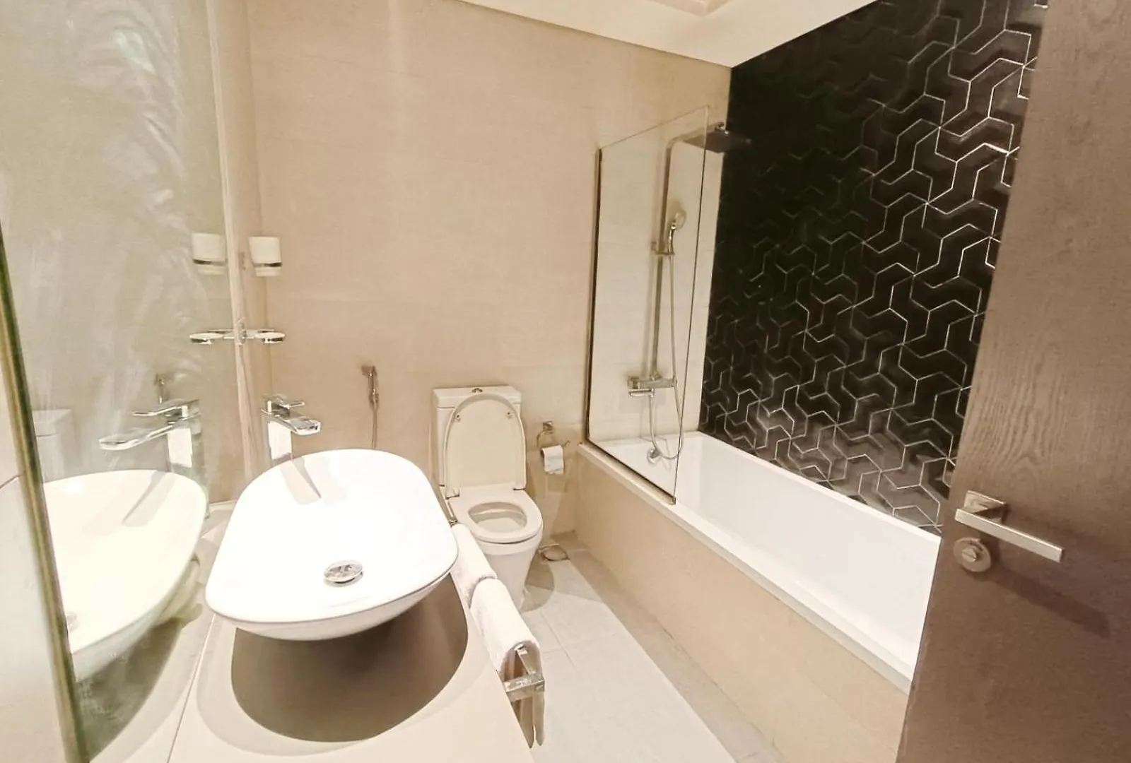 Apartment Modern High-Rise Studio In The Heart Of Business Bay Dubai