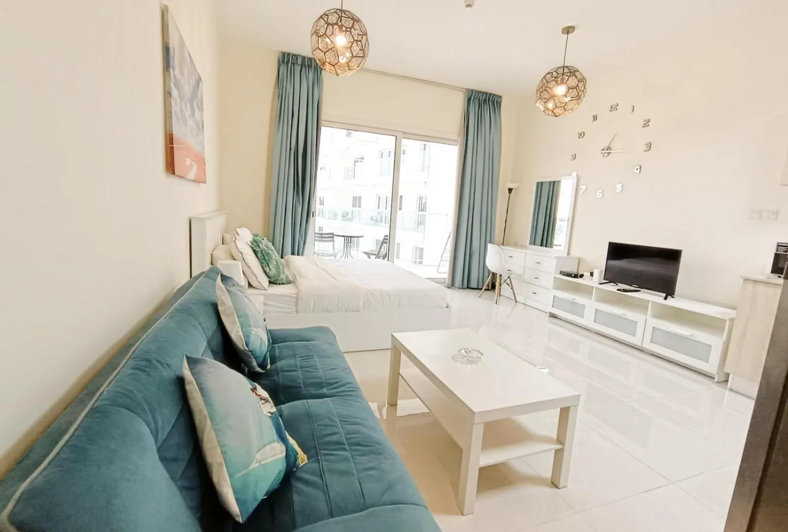 Modern High-Rise Studio In The Heart Of Business Bay Dubai Apartment