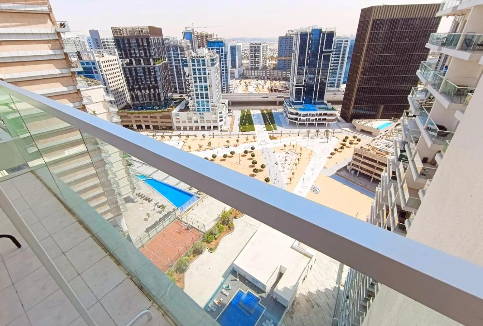 Modern High-Rise Studio In The Heart Of Business Bay Dubai 0*,