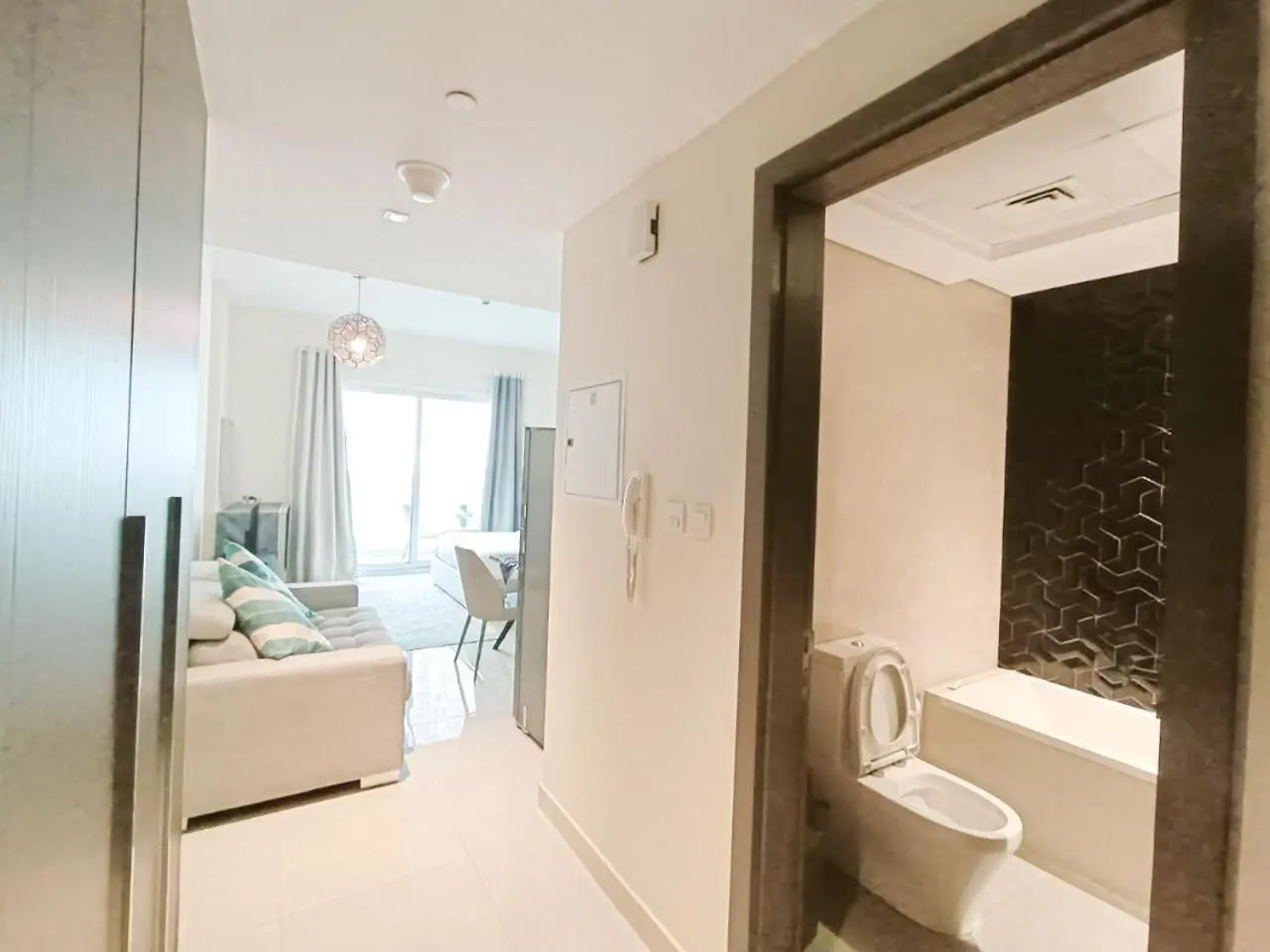 Apartment Modern High-Rise Studio In The Heart Of Business Bay Dubai