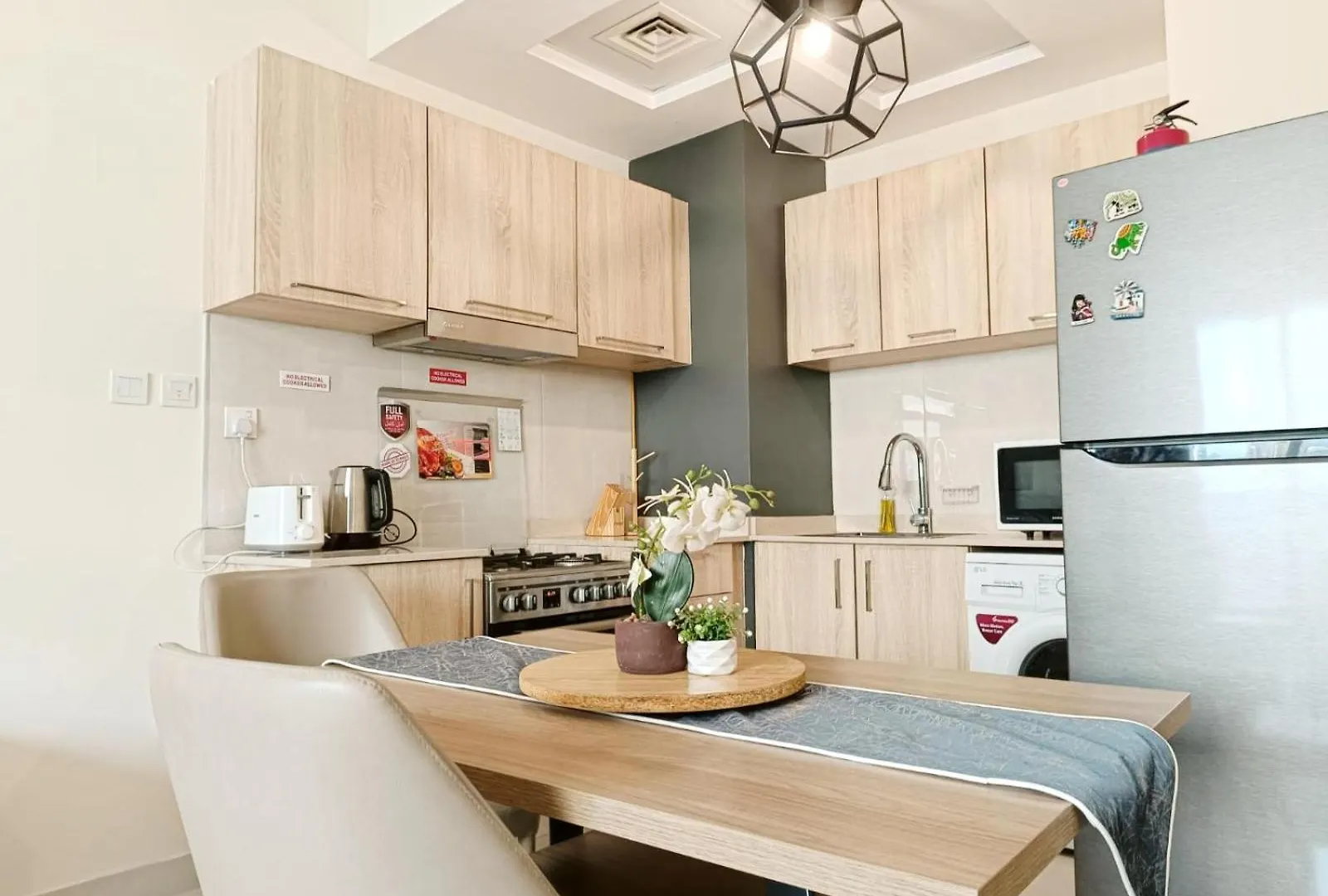 Modern High-Rise Studio In The Heart Of Business Bay Dubai 0*,