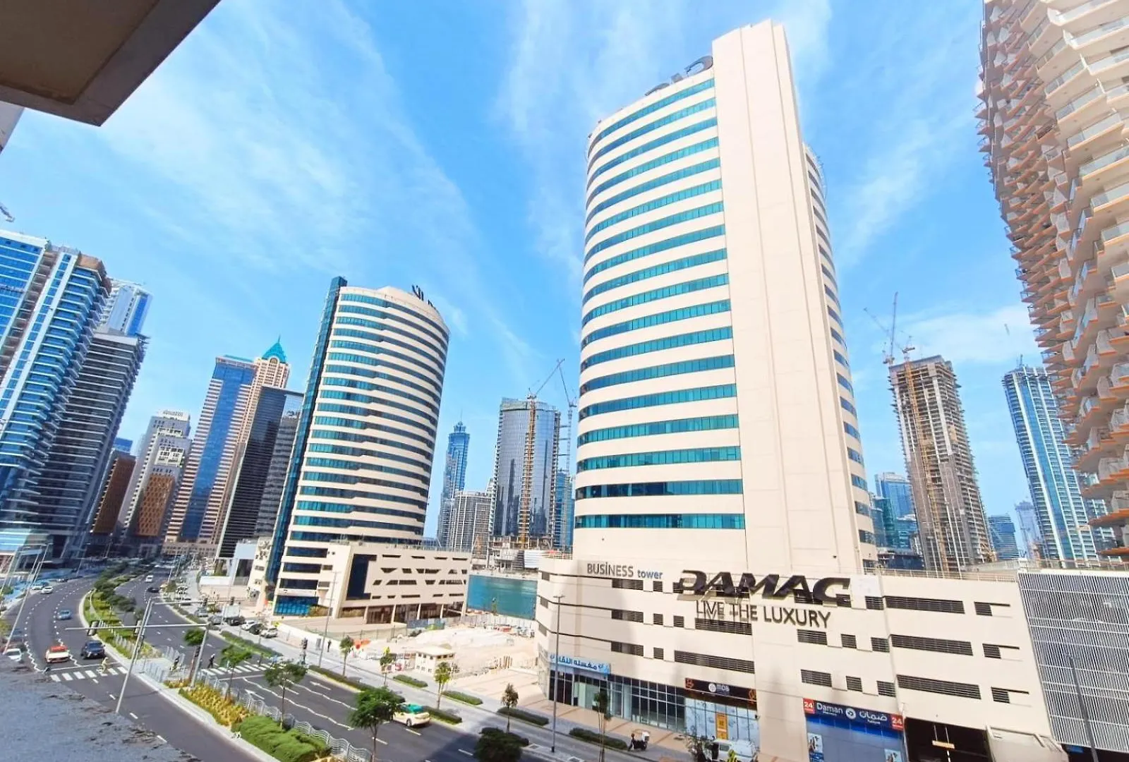 Modern High-Rise Studio In The Heart Of Business Bay Dubaï Appartement